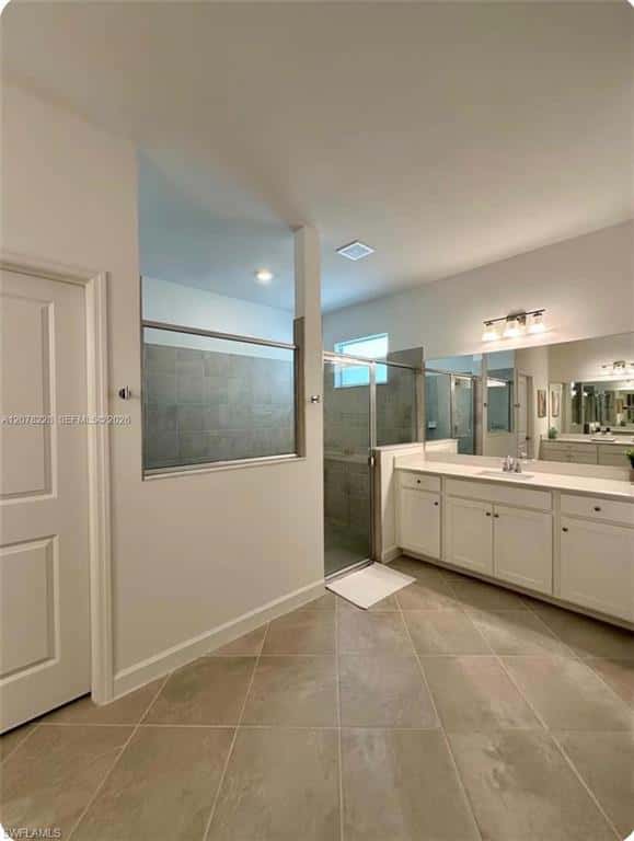 9291 Aqua Overlook Ct, Lehigh Acres, photo 34