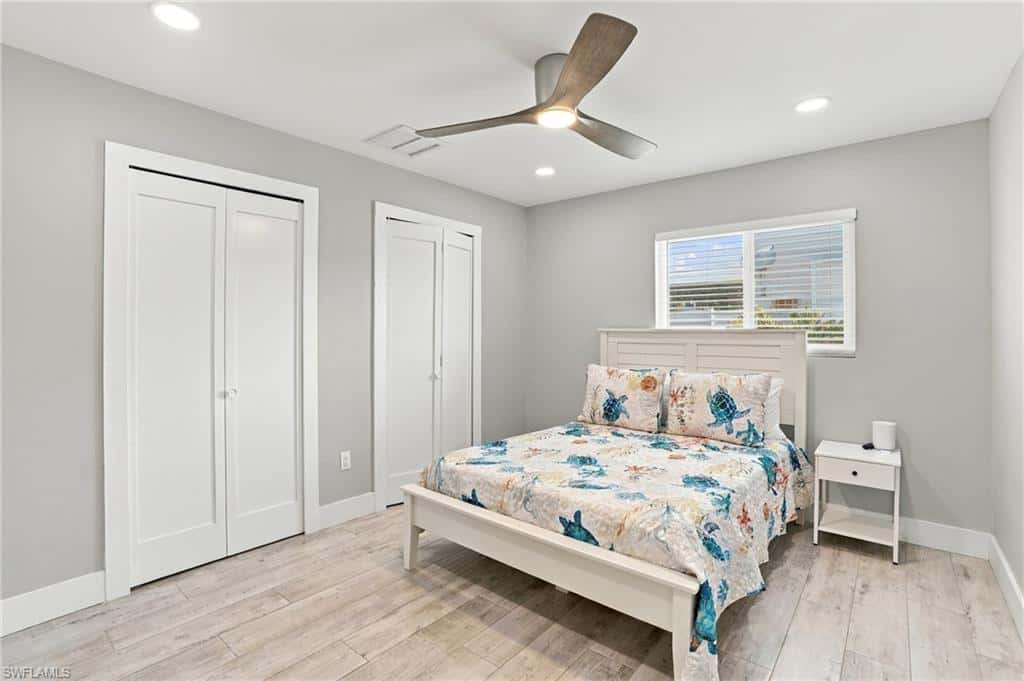 310 Madison Ct, Fort Myers Beach, photo 23