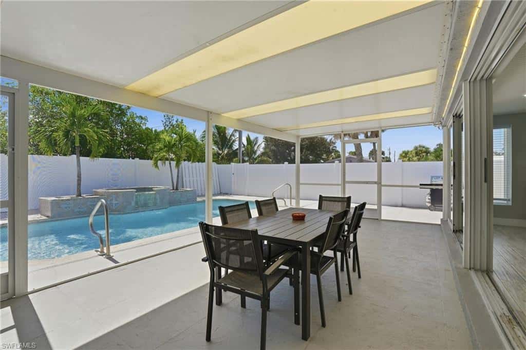 310 Madison Ct, Fort Myers Beach, photo 32