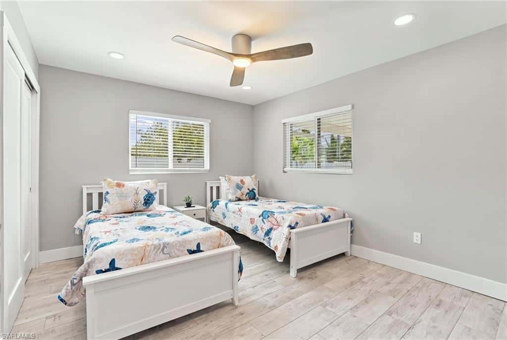 310 Madison Ct, Fort Myers Beach, photo 21