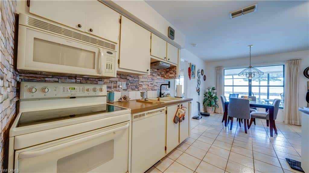 2243 Everest Pkwy, Cape Coral, photo 13