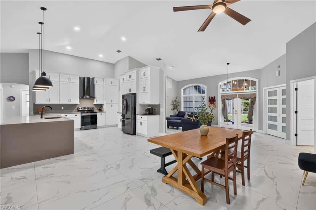 24200 Golden Eagle Ln, Bonita Springs, photo 6