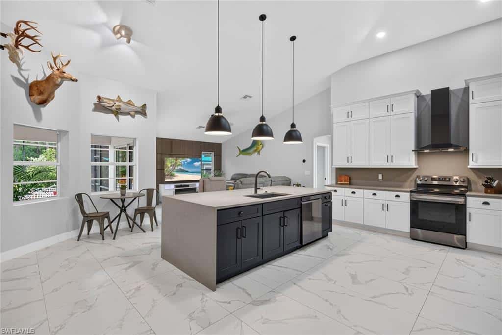 24200 Golden Eagle Ln, Bonita Springs, photo 13