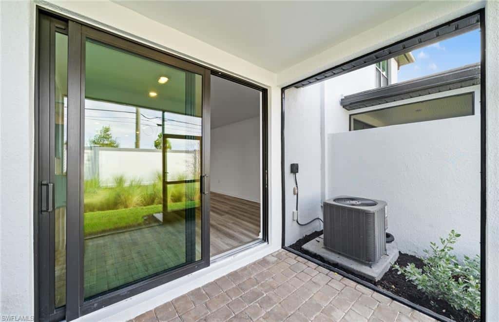 27812 Solis Grande Dr, Bonita Springs, photo 32