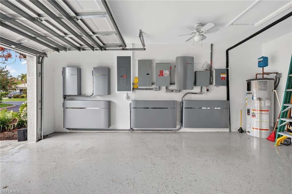 1523 Whispering Oaks Cir, Naples, photo 32