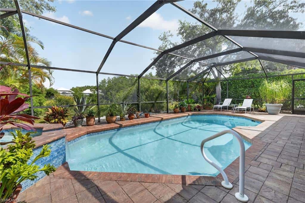 1523 Whispering Oaks Cir, Naples, photo 28