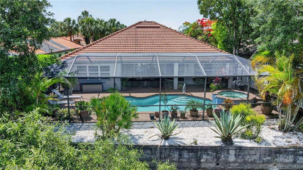 1523 Whispering Oaks Cir, Naples, photo 34