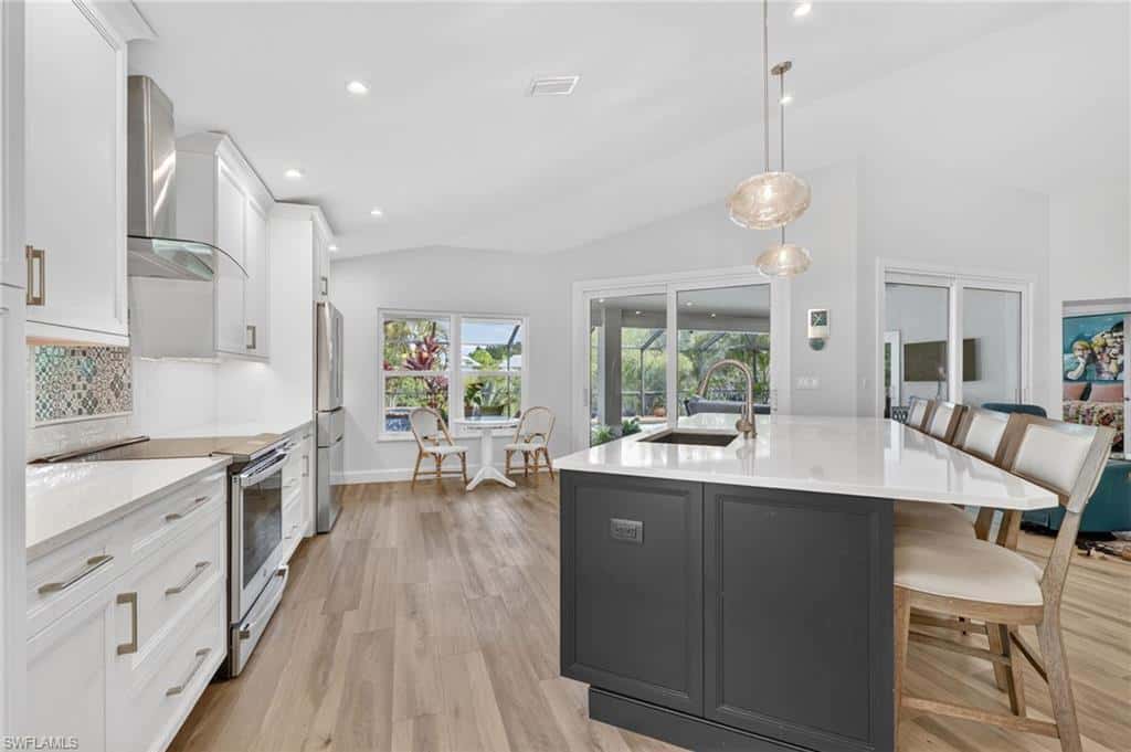 1523 Whispering Oaks Cir, Naples, photo 11
