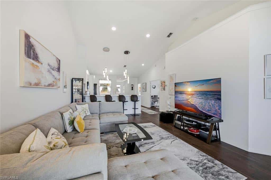 250 Robin Hood Cir #201, Naples, photo 17