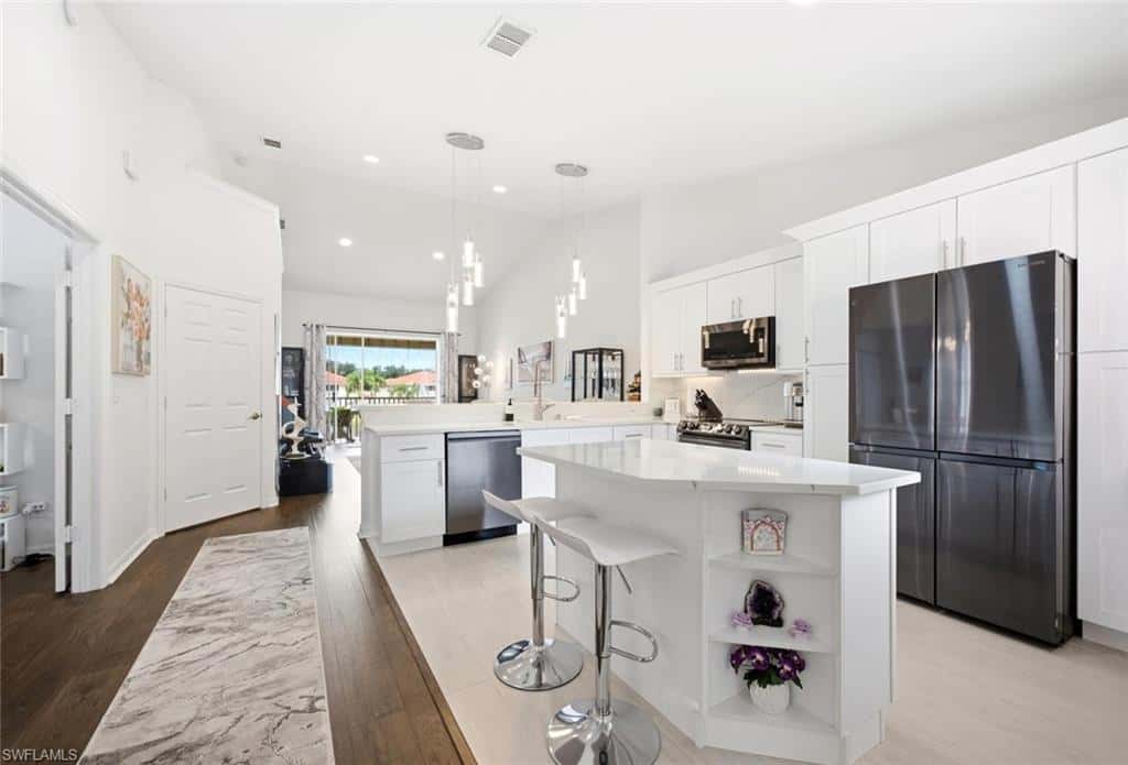 250 Robin Hood Cir #201, Naples, photo 9