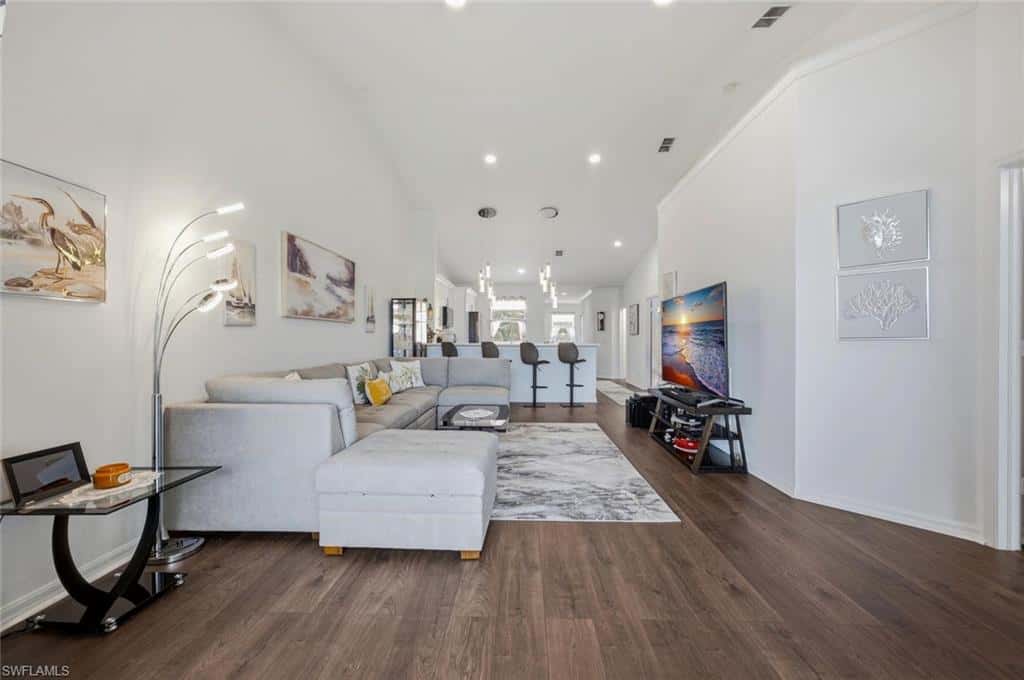 250 Robin Hood Cir #201, Naples, photo 19