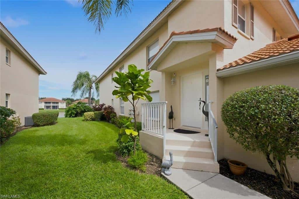 250 Robin Hood Cir #201, Naples, photo 4