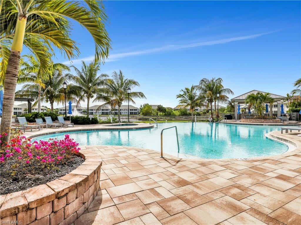 163 Indies Dr #202, Naples, photo 32