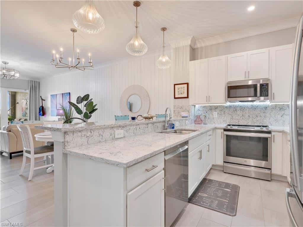163 Indies Dr #202, Naples, photo 8