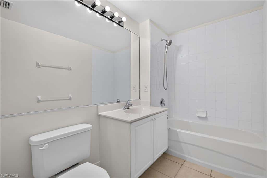 1295 Henley St #1207, Naples, photo 13