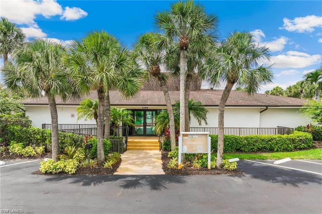 4079 Northlight Dr #2, Naples, photo 36