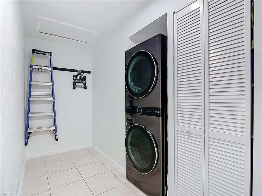 4079 Northlight Dr #2, Naples, photo 31