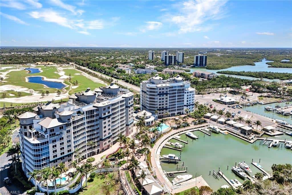 13675 Vanderbilt Dr #510, Naples, photo 36