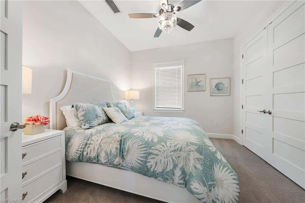 8785 Yucatan Ct, Naples, photo 17