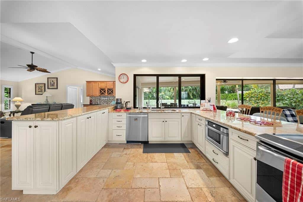 2171 Kings Lake Blvd, Naples, photo 9