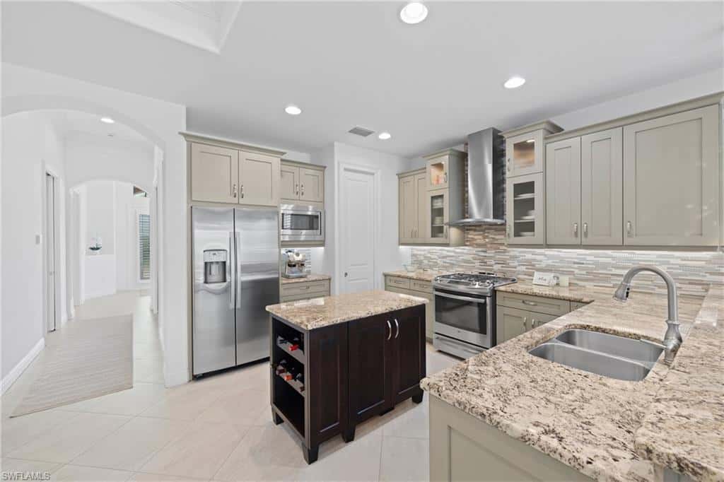 551 99th Ave, Naples, photo 6