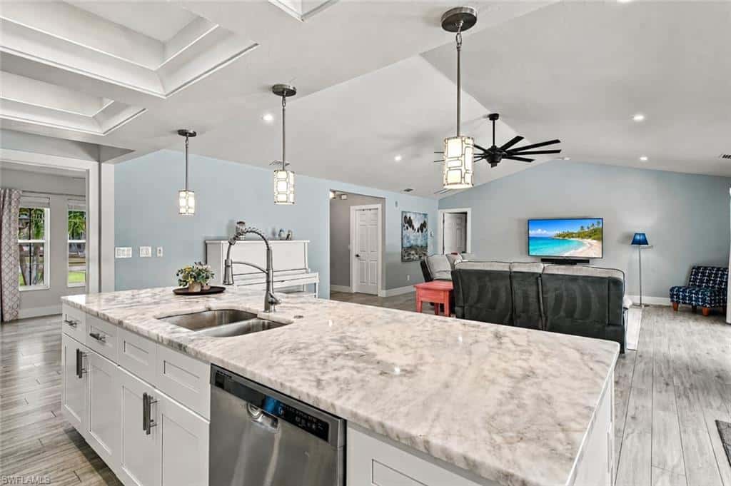 1310 19th Ln, Cape Coral, photo 12
