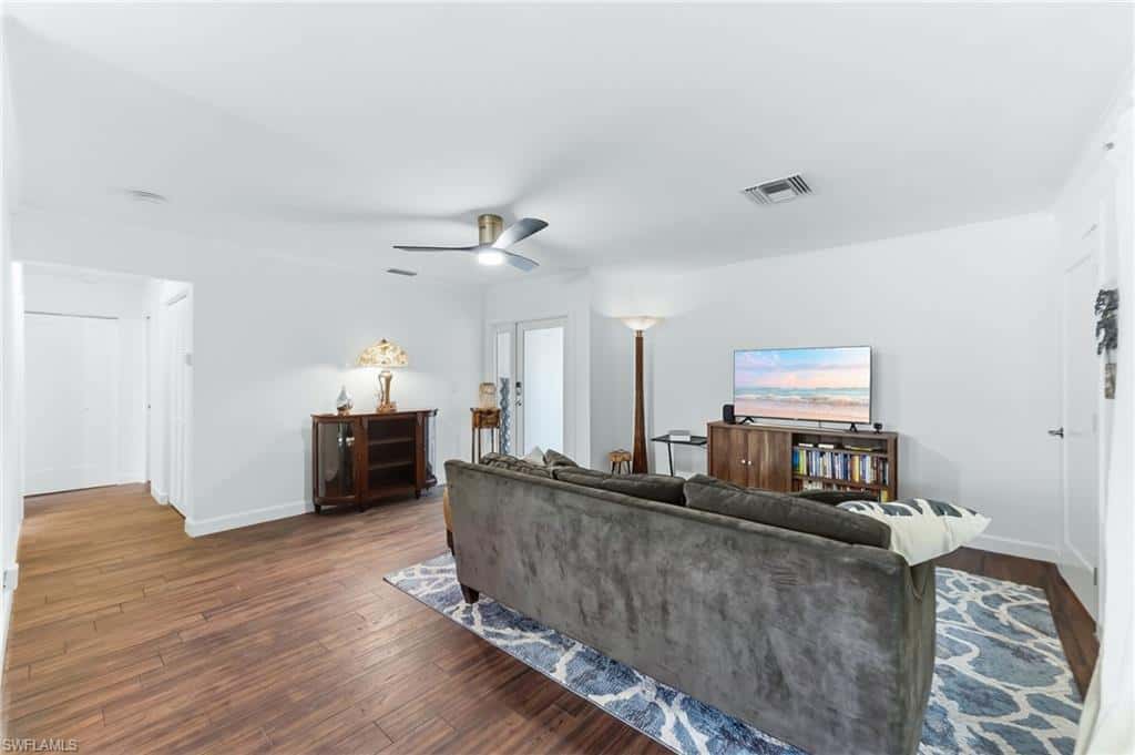 220 Lanchester Ct #32, Naples, photo 8