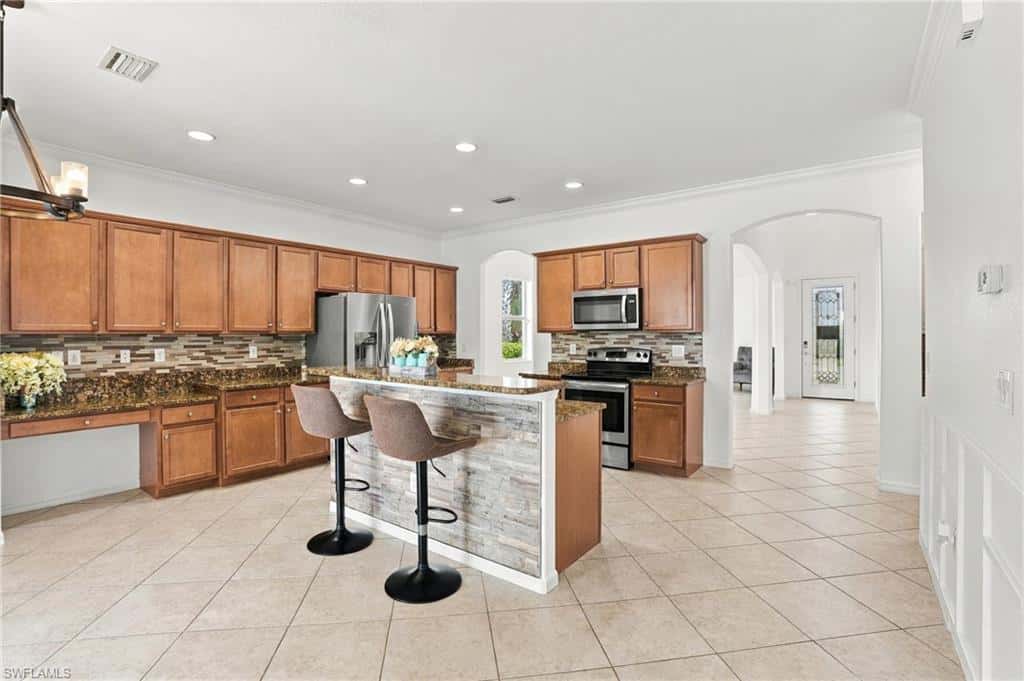 2446 Heydon Cir, Naples, photo 13