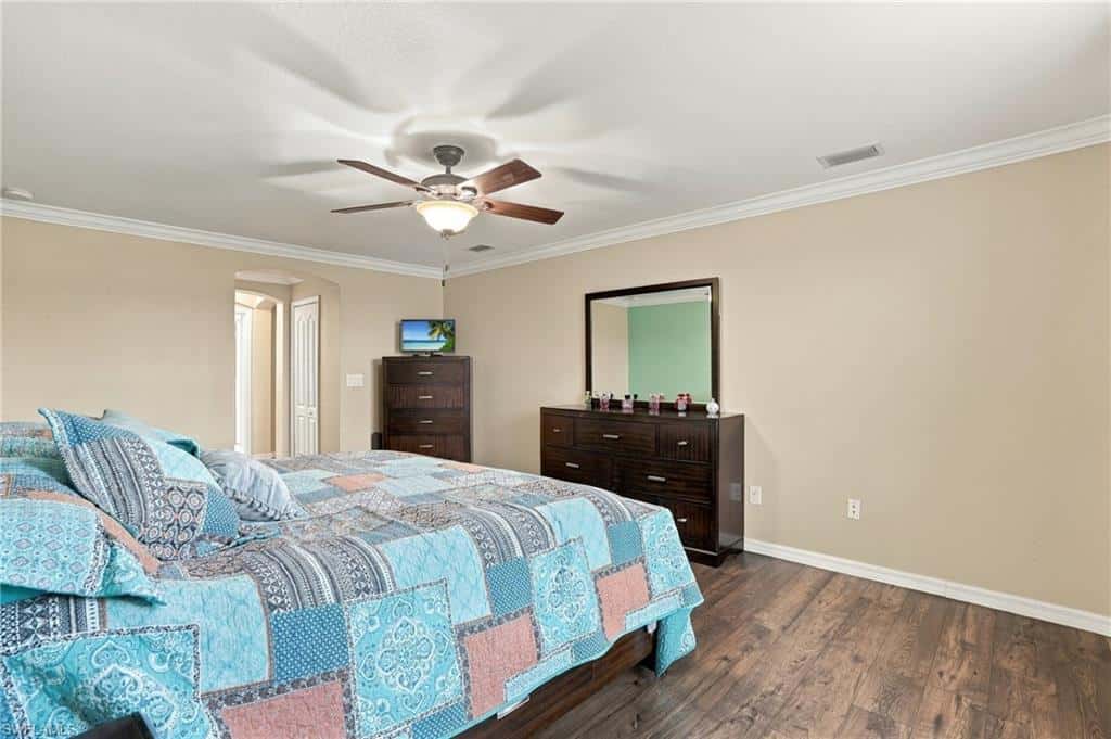 2446 Heydon Cir, Naples, photo 22