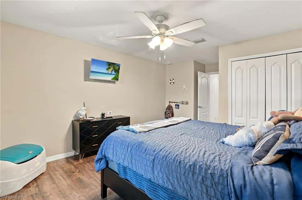 2446 Heydon Cir, Naples, photo 33