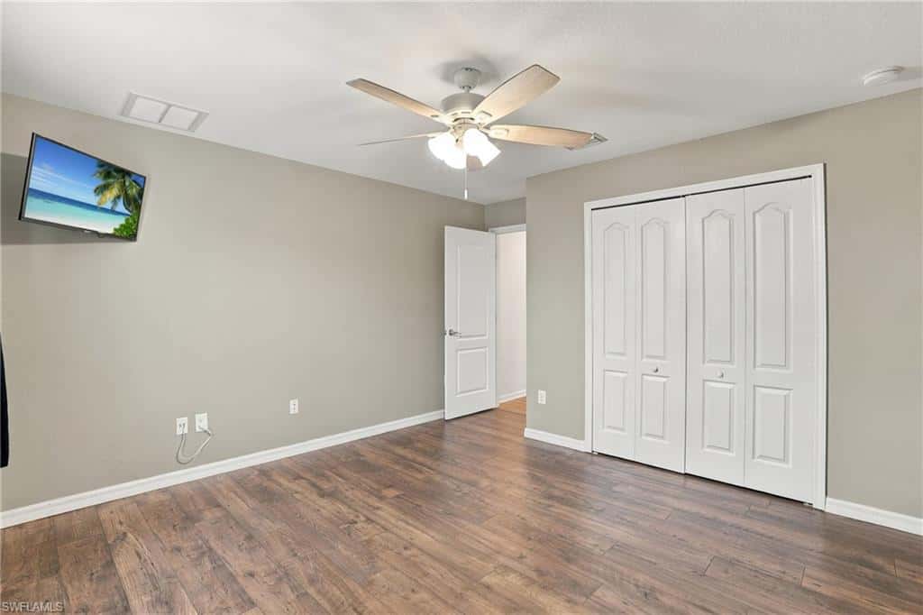 2446 Heydon Cir, Naples, photo 37