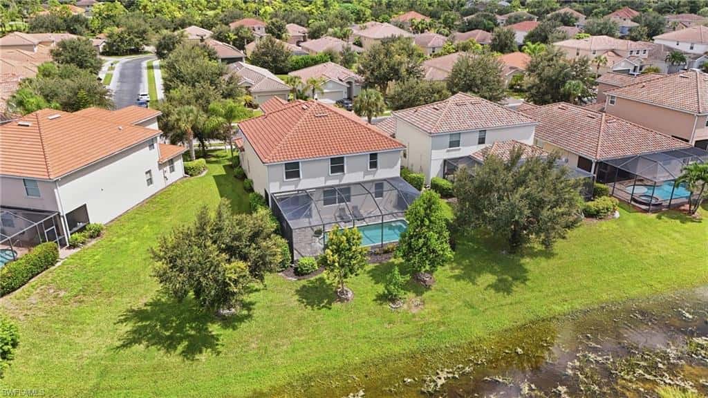 2446 Heydon Cir, Naples, photo 48