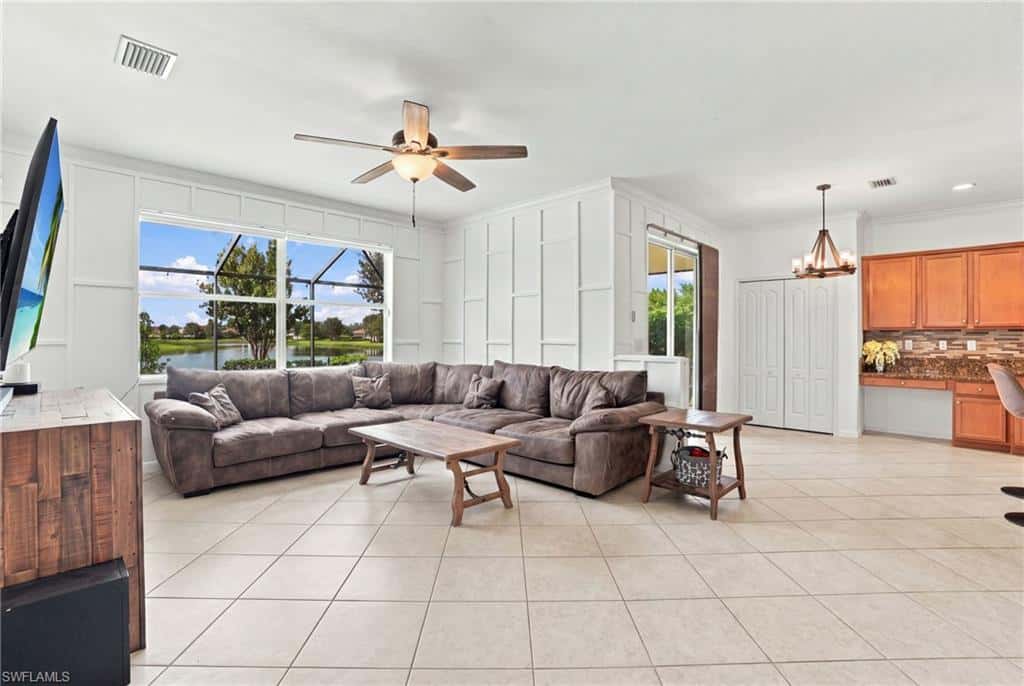 2446 Heydon Cir, Naples, photo 8