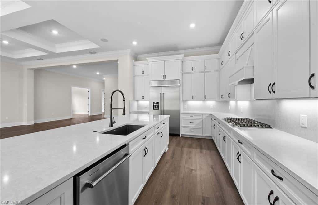 2004 Don Benito Way, Naples, photo 27