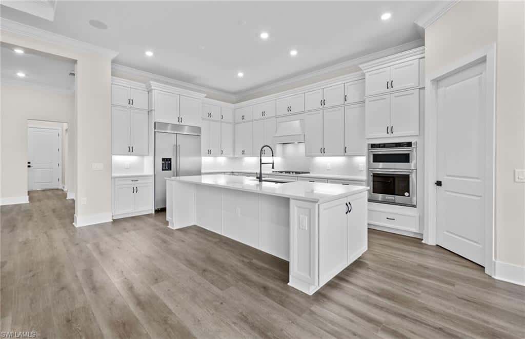 2004 Don Benito Way, Naples, photo 22