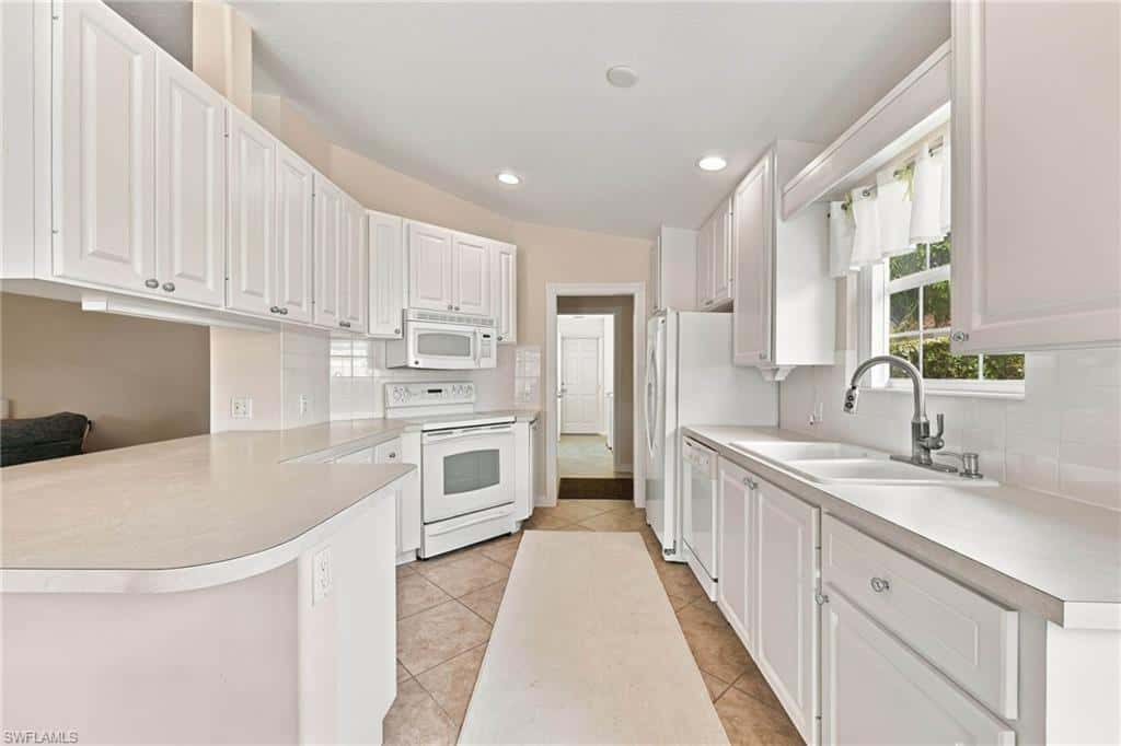 7128 Marconi Ct, Naples, photo 8