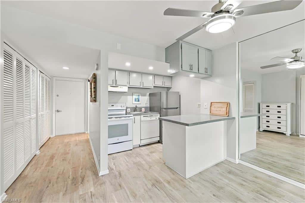 3 Bluebill Ave #205, Naples, photo 15