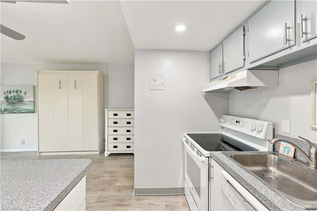 3 Bluebill Ave #205, Naples, photo 19