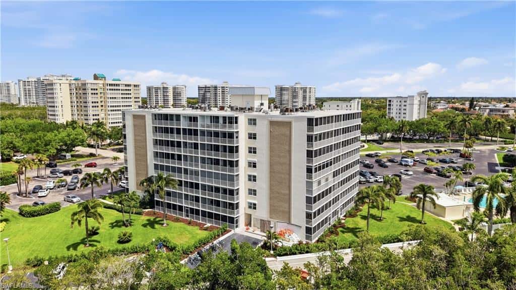 3 Bluebill Ave #205, Naples, photo 35