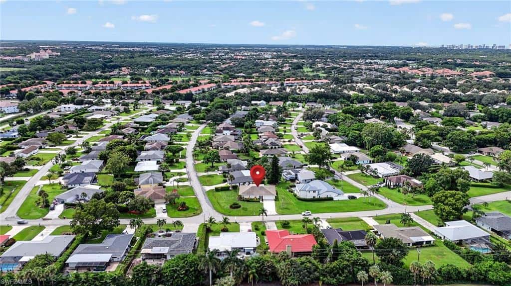 450 Huntington Dr, Naples, photo 30