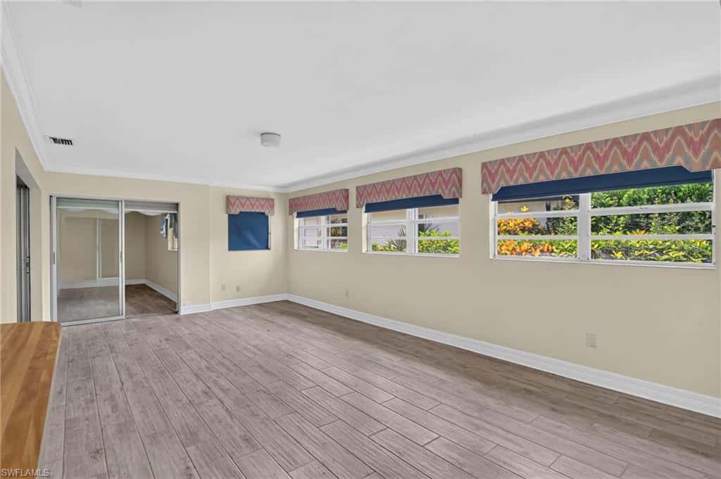 450 Huntington Dr, Naples, photo 11