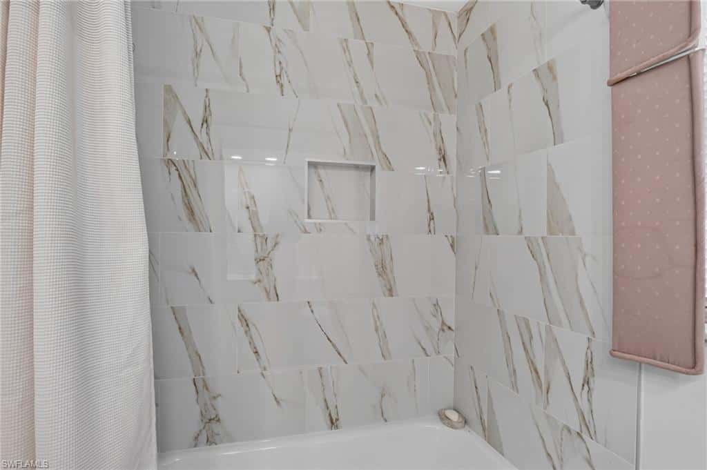 450 Huntington Dr, Naples, photo 19