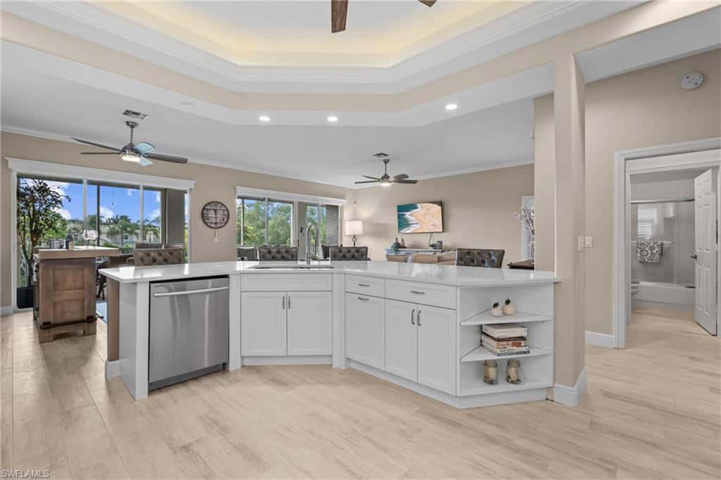 658 Vintage Reserve Cir #7c, Naples, photo 17
