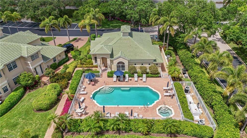 658 Vintage Reserve Cir #7c, Naples, photo 5