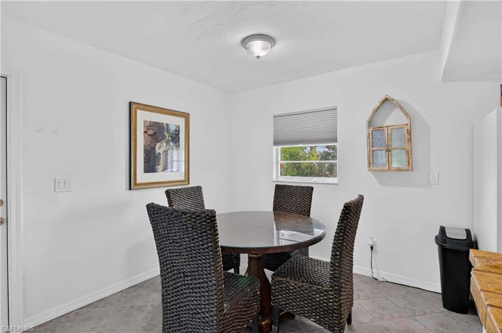 3177 Woodside Ave, Naples, photo 13