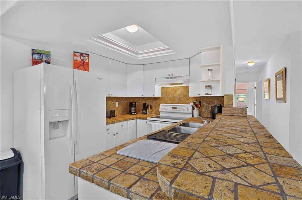 3177 Woodside Ave, Naples, photo 16