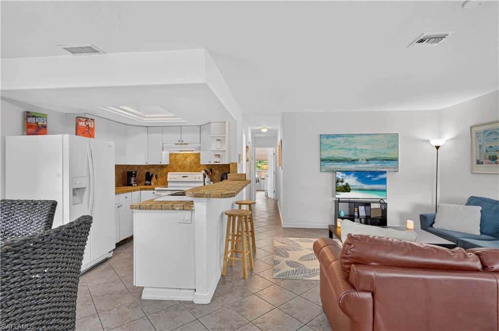 3177 Woodside Ave, Naples, photo 12