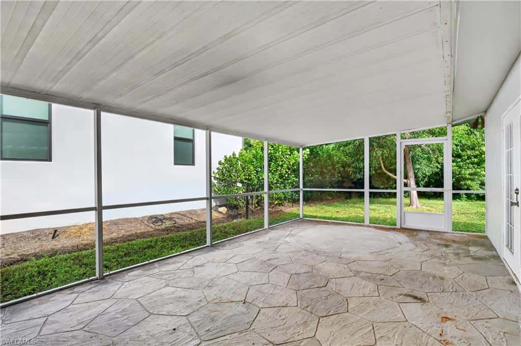 3177 Woodside Ave, Naples, photo 32