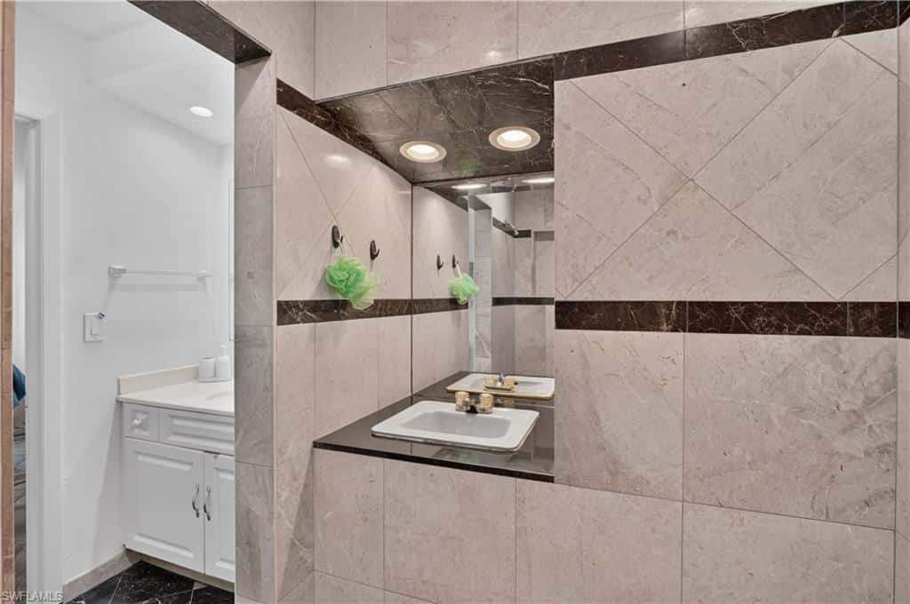 3177 Woodside Ave, Naples, photo 24