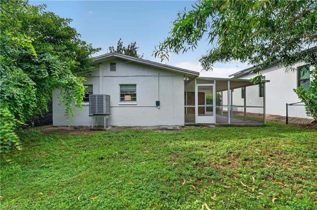 3177 Woodside Ave, Naples, photo 34